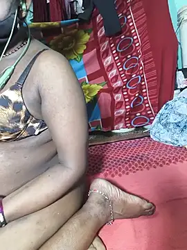 PRIYAGOYAL webcam