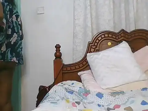 peacechloe webcam