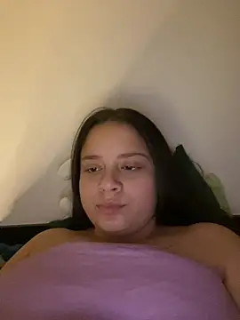 BellaVibesweet webcam