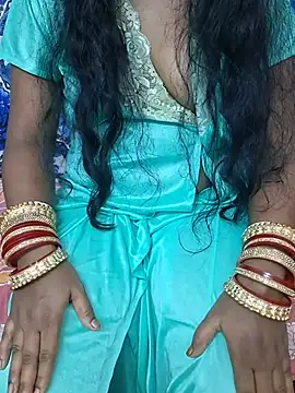 Hotty_Priyanka webcam