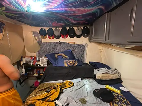 OmarSalasxh33 webcam