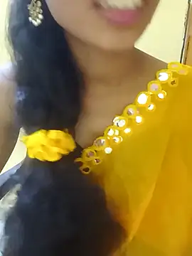 Hotty_varsha_ webcam