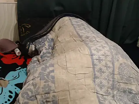 QueenShelly03 webcam