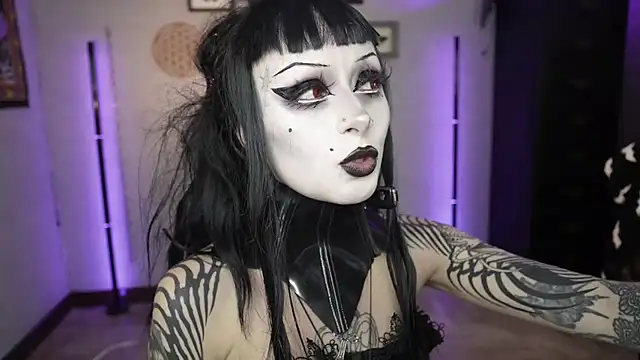 insania_9999_ webcam