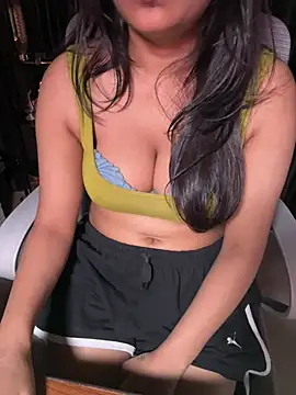 Lucky_Flora webcam