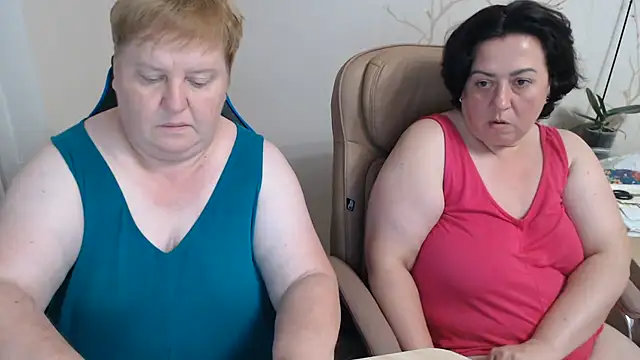 Lindy-Jeanie webcam