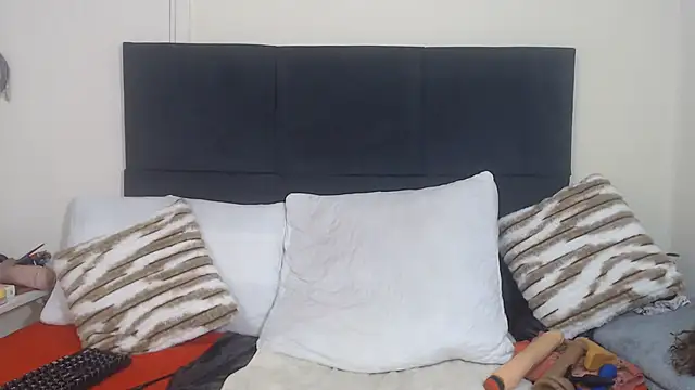 TyraHotxxxx webcam