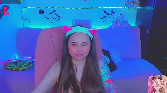 Lolisuccub webcam