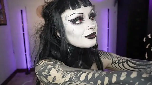 insania_9999_ webcam