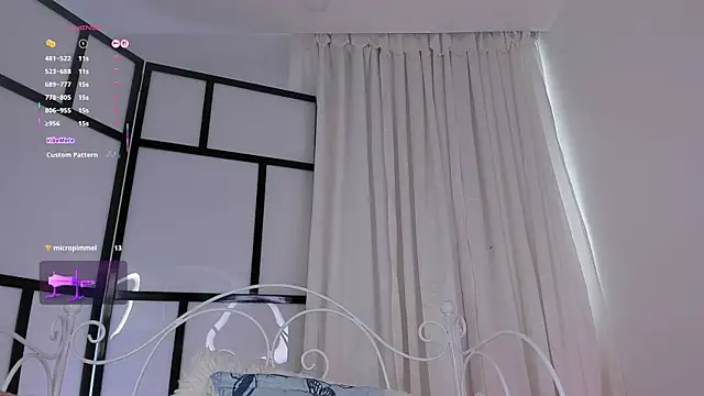 GoddessLinda04 webcam