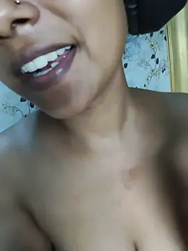 cute_girl_99 webcam
