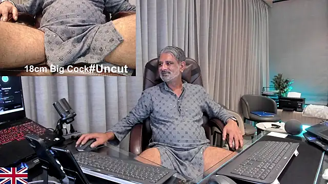 OnlineBossUK webcam