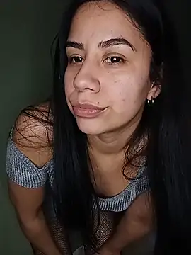 Lucia1002 webcam