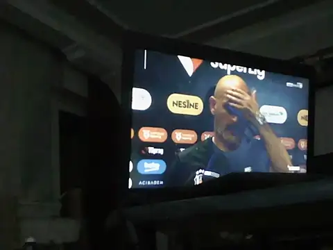 lickthehottie webcam