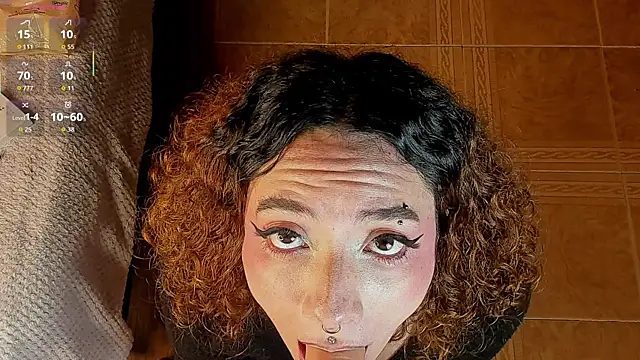 Annycolin_ webcam