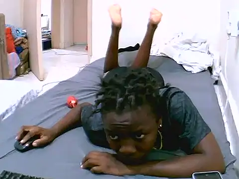 QueenSar webcam