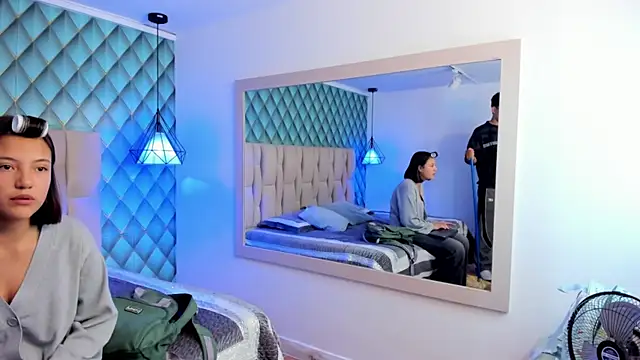 DominicaAndLorenzo webcam