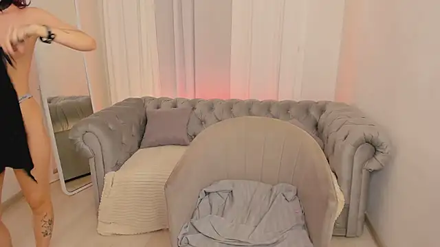 Vivi_Sky webcam