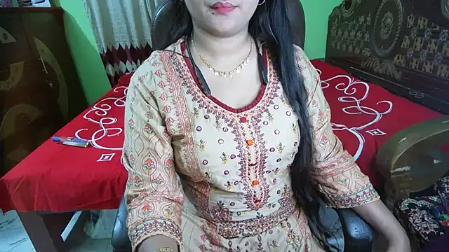 BengaliQueenStar webcam