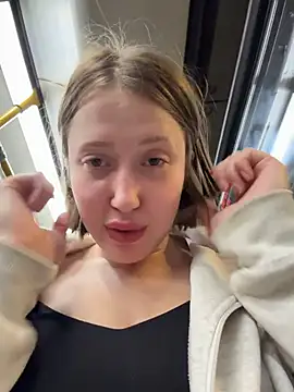 Sophie_Avory webcam