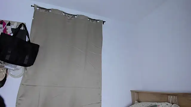 marywhitee__ webcam