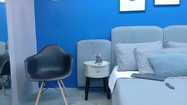 NaughtyHally_ webcam