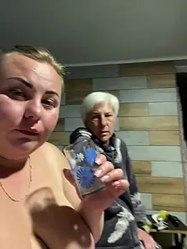 Mommy-girl-Lola webcam