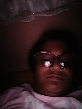 indianstrawberrylips4u webcam