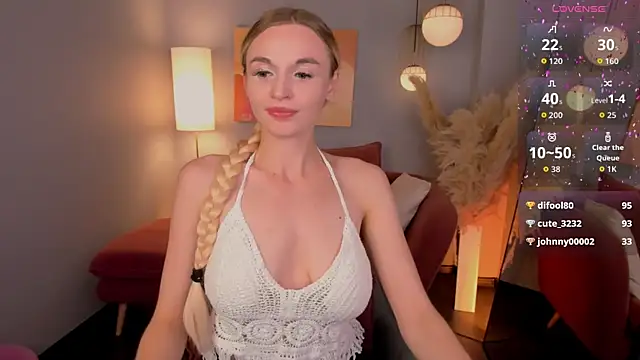 Mila__Lux webcam