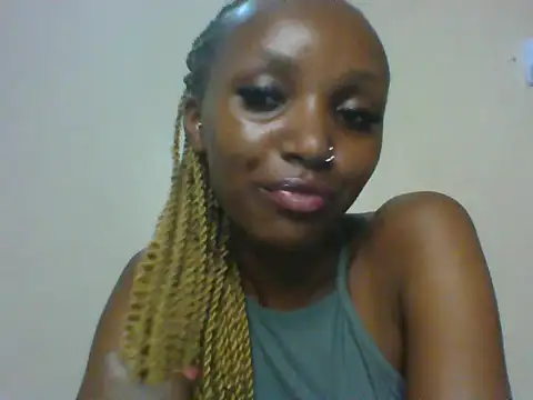 Cherrysexxi webcam