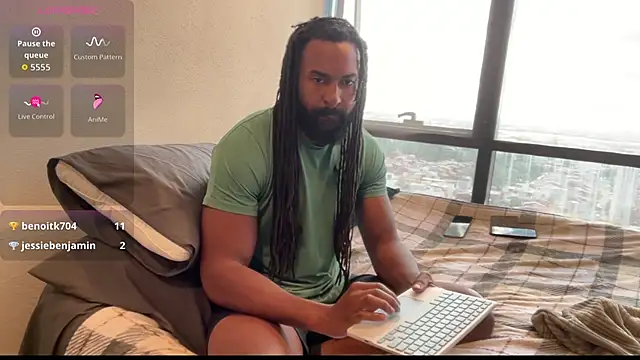blackmuscless webcam