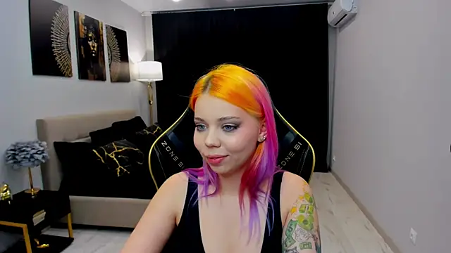 EnergyBunny_1 live cam on StripChat