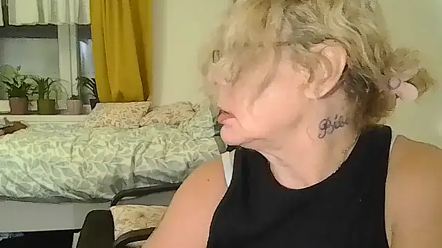 belgianshantie live sex cam