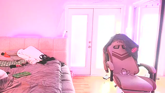 BigMfLuther webcam