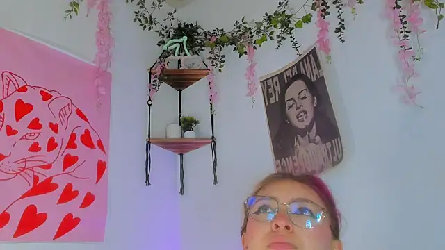 MarieTaylor_ webcam