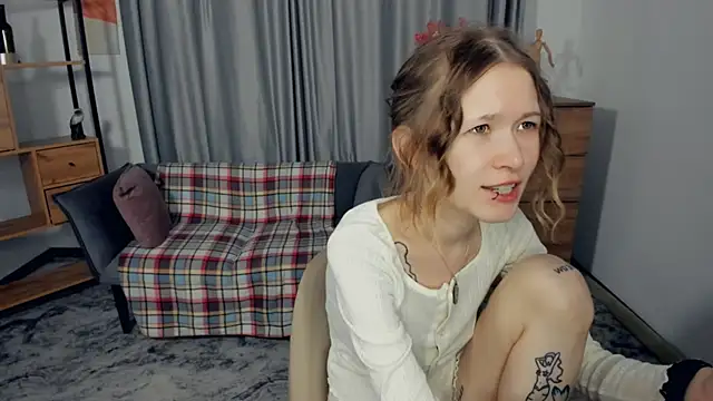EstellaZion webcam