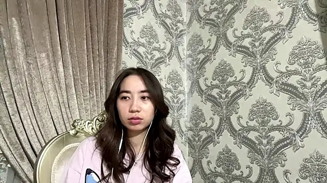 cocoSharms webcam
