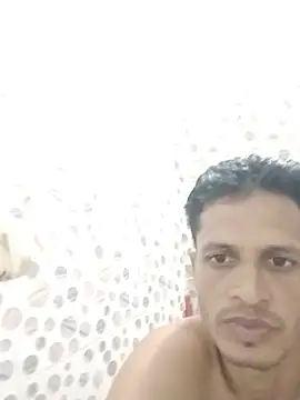 Priankaboudi live cam on StripChat