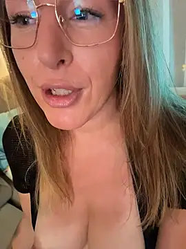 ChristinaSiemone webcam
