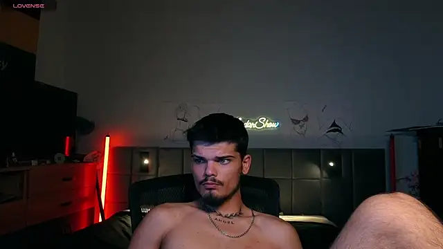 JordanShow webcam
