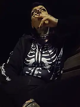 Purple_Coffin666 webcam