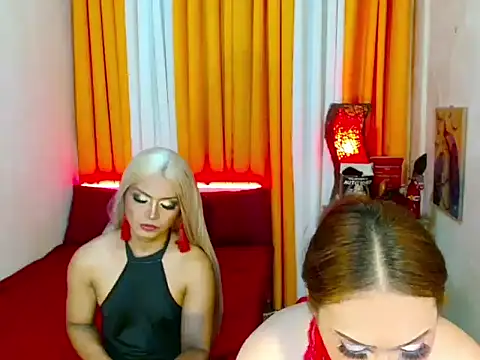 Phenomenal_Shemale webcam