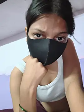 maahi213 webcam