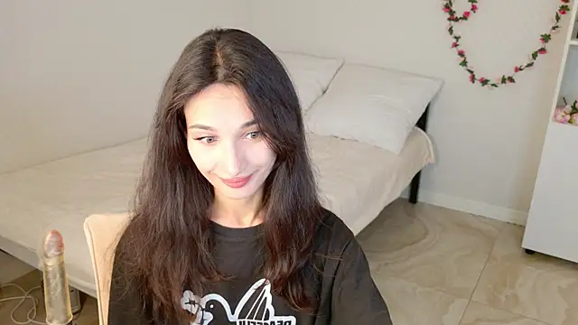 Eleonora_Sun webcam