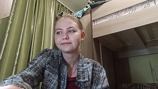 AnnettaHosaka webcam