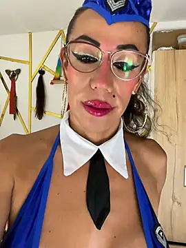 YOURSDEBORA webcam