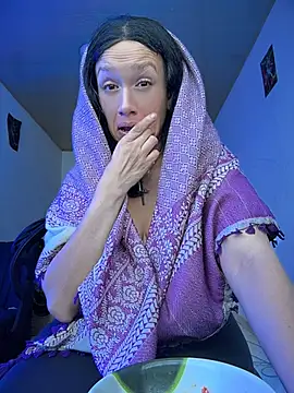 MARILYNKOVANOVA webcam