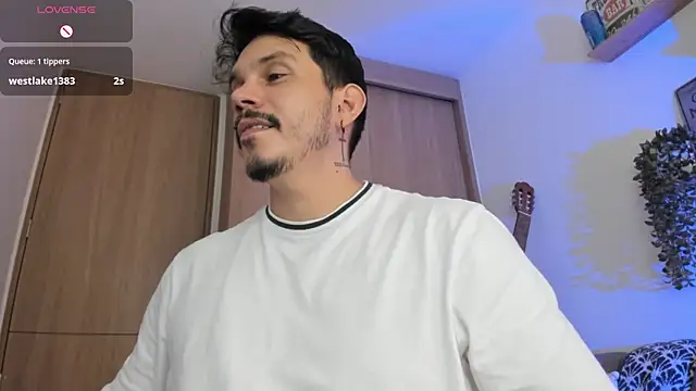alejandro_stark webcam
