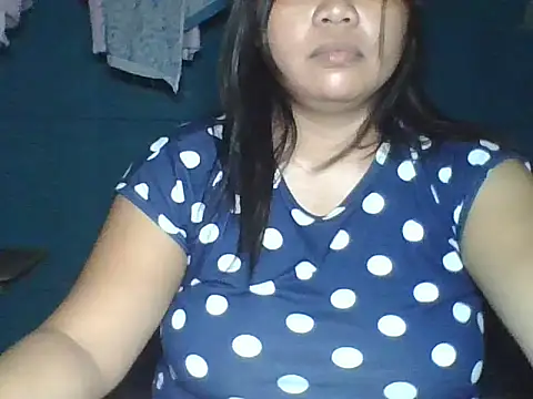 MommyKaye30 webcam