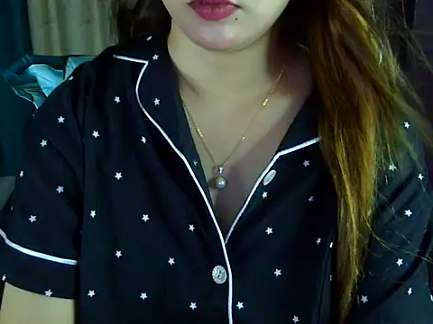 Adiba_Obu_20 live cam on StripChat